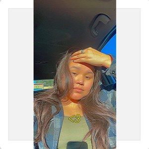 Meet your Posher, Andrea